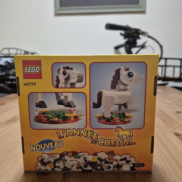 LEGO Year of the Horse Set - Picture 2 of 4
